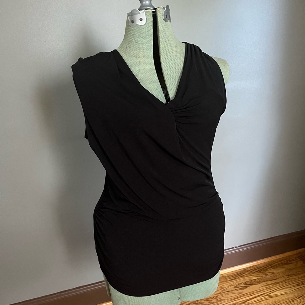 NY & Co large black sleeveless shell